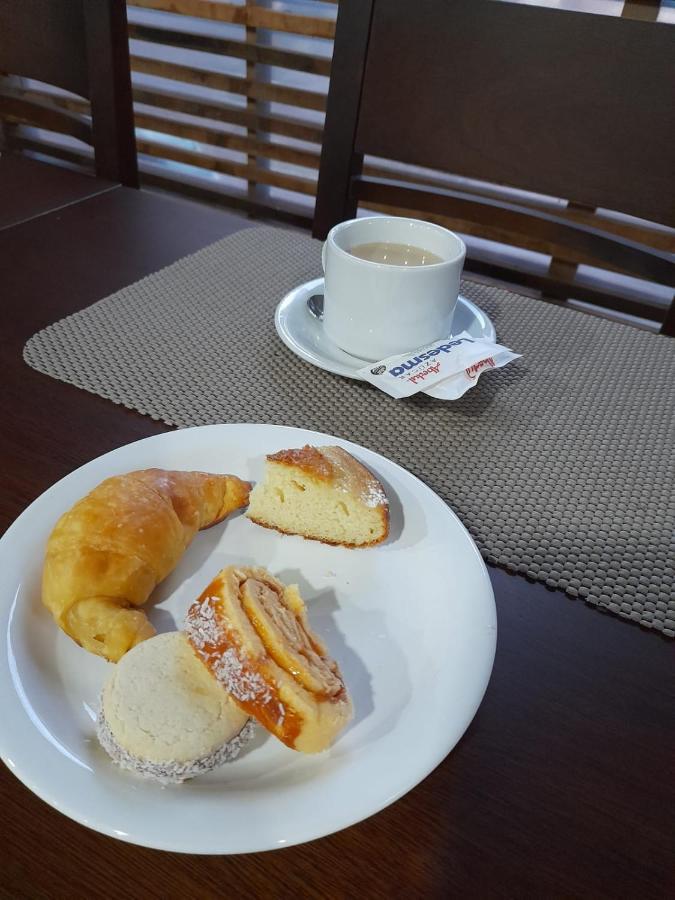 Hotel Bl Πουέρτο Ιγκουασού Εξωτερικό φωτογραφία